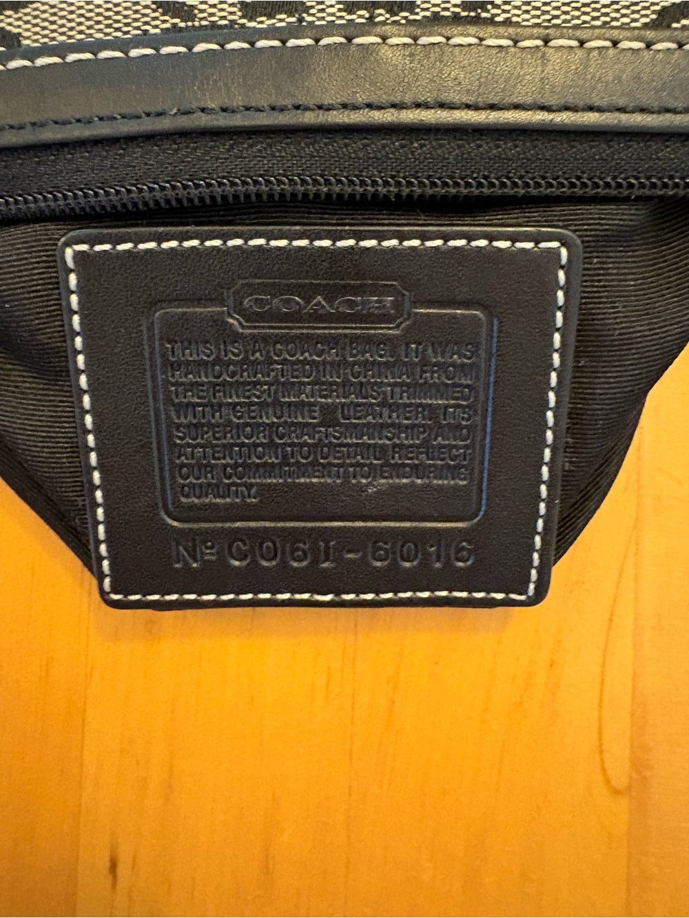 Vintage Coach Signature Stripe Swingpack Crossbody 6016 Black/Gray Y2K - Picture 3 of 10